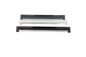 Capac lateral aluminiu tip C montaj încastrat în termoizolație