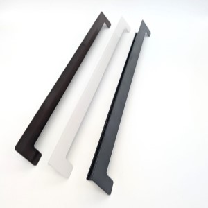 Capace laterale aluminiu tip L montaj pe tencuială finalizată